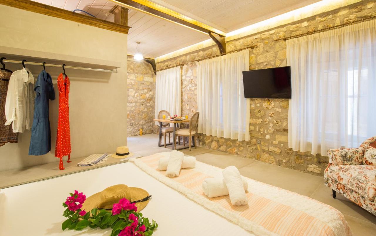 Stone Suites At Lefkada'S Old Port Buitenkant foto