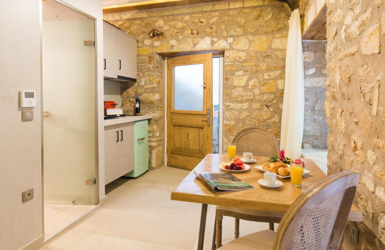 Stone Suites At Lefkada'S Old Port Buitenkant foto