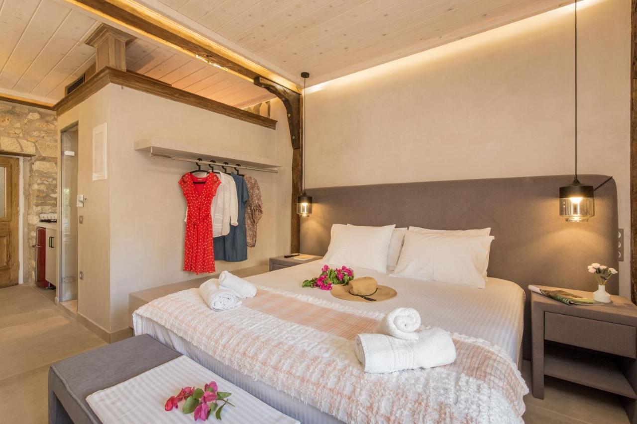 Stone Suites At Lefkada'S Old Port Buitenkant foto